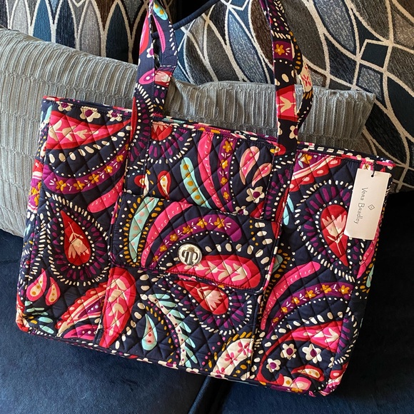 Vera Bradley Handbags - Vera Bradley turn lock tote